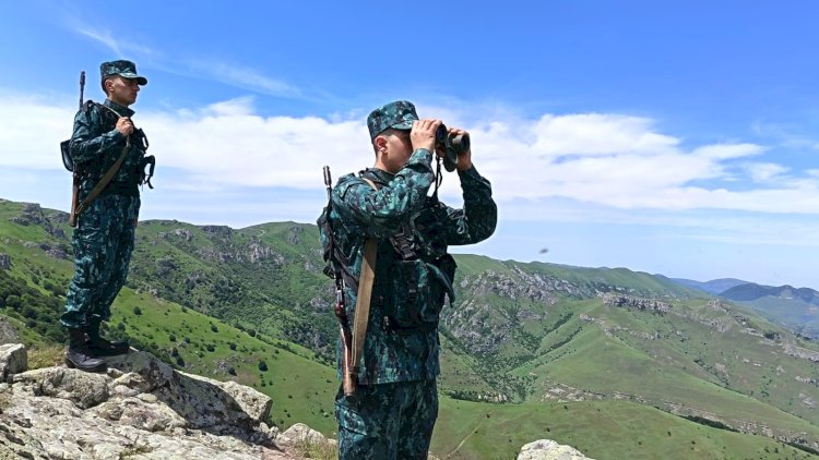 Atəş açılıb, PUA qaldırılıb, ölən var - DSX SƏRHƏDLƏ BAĞLI MƏLUMAT YAYDI